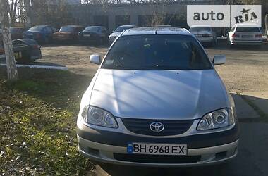 Седан Toyota Avensis 2001 в 