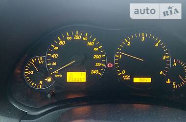 Універсал Toyota Avensis 2004 в 