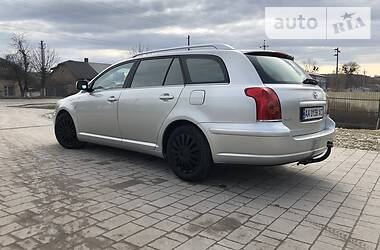 Універсал Toyota Avensis 2004 в 