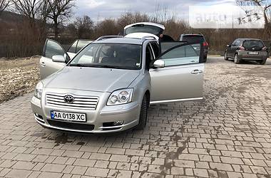 Універсал Toyota Avensis 2004 в 