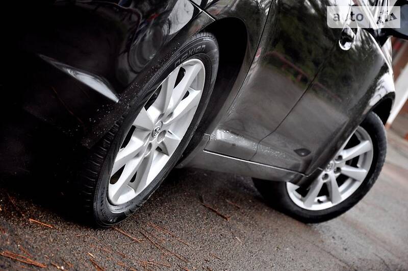 Седан Toyota Avensis 2012 в Киеве фото 19 Седан Toyota Avensis 2012 в Киеве