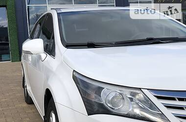 Універсал Toyota Avensis 2012 в 