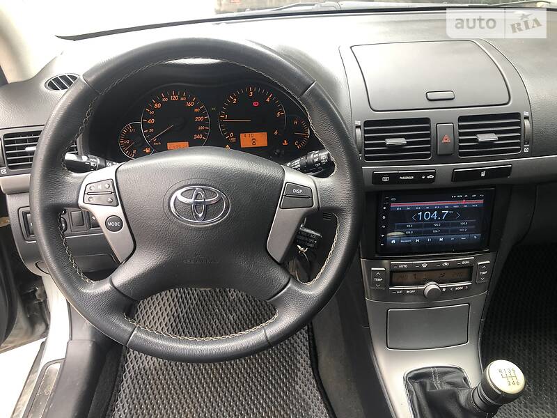 Універсал Toyota Avensis 2007 в Львові