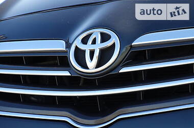 Універсал Toyota Avensis 2008 в 
