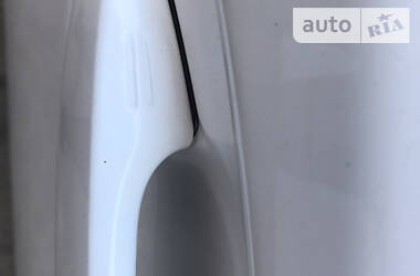 Універсал Toyota Avensis 2012 в 