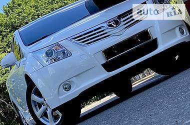 Седан Toyota Avensis 2012 в Одесі