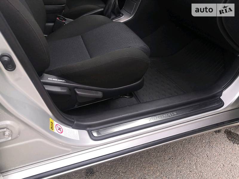Седан Toyota Avensis 2008 в Борисполі