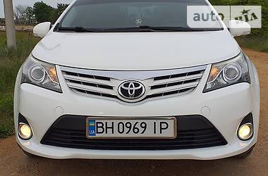 Седан Toyota Avensis 2012 в Одессе