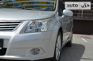 Седан Toyota Avensis 2009 в 