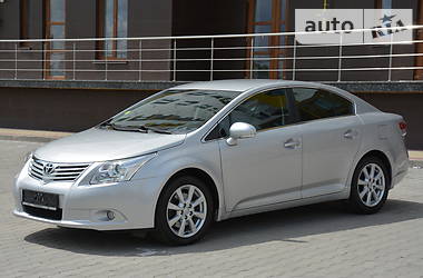 Седан Toyota Avensis 2009 в 