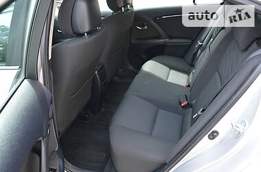 Седан Toyota Avensis 2009 в 