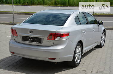 Седан Toyota Avensis 2009 в 