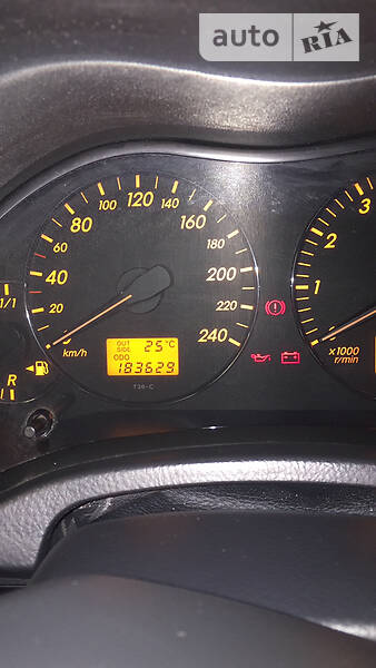 Універсал Toyota Avensis 2005 в Броварах