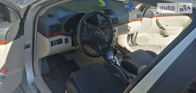 Седан Toyota Avensis 2004 в Запоріжжі фото 9 Седан Toyota Avensis 2004 в Запоріжжі