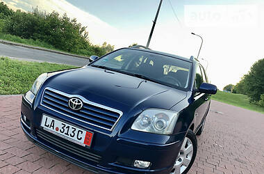Універсал Toyota Avensis 2006 в 