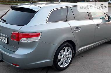 Универсал Toyota Avensis 2009 в Ужгороде