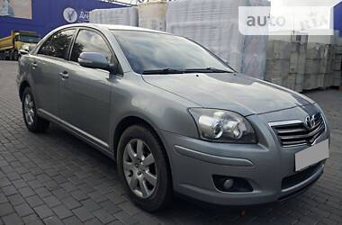 Лифтбек Toyota Avensis 2008 в Николаеве