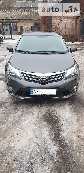 Седан Toyota Avensis 2012 в Харькове