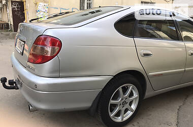 Ліфтбек Toyota Avensis 2002 в Добровеличківці