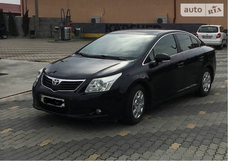 Седан Toyota Avensis 2008 в Виноградове