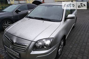 Седан Toyota Avensis 2006 в Вышгороде