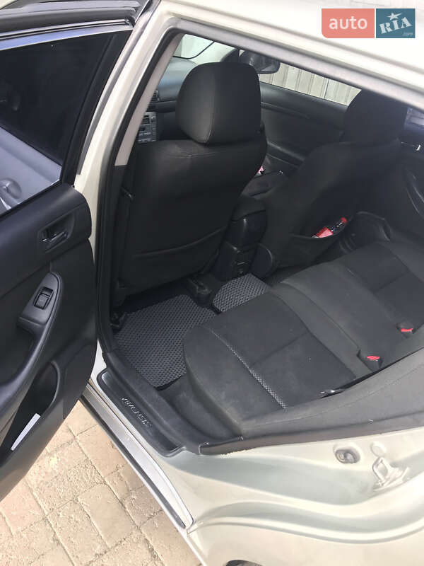 Универсал Toyota Avensis 2003 в Коломые