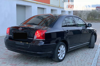 Седан Toyota Avensis 2008 в Ивано-Франковске