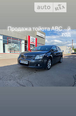 Универсал Toyota Avensis 2010 в Сумах