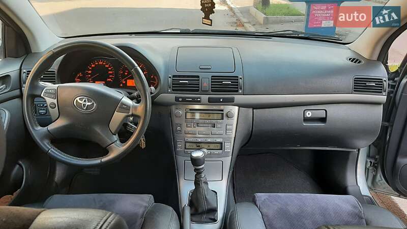 Седан Toyota Avensis 2007 в Житомире