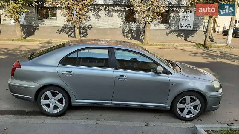 Седан Toyota Avensis 2007 в Житомире