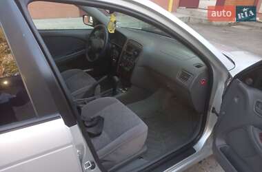 Седан Toyota Avensis 1998 в 