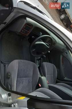 Седан Toyota Avensis 1998 в 