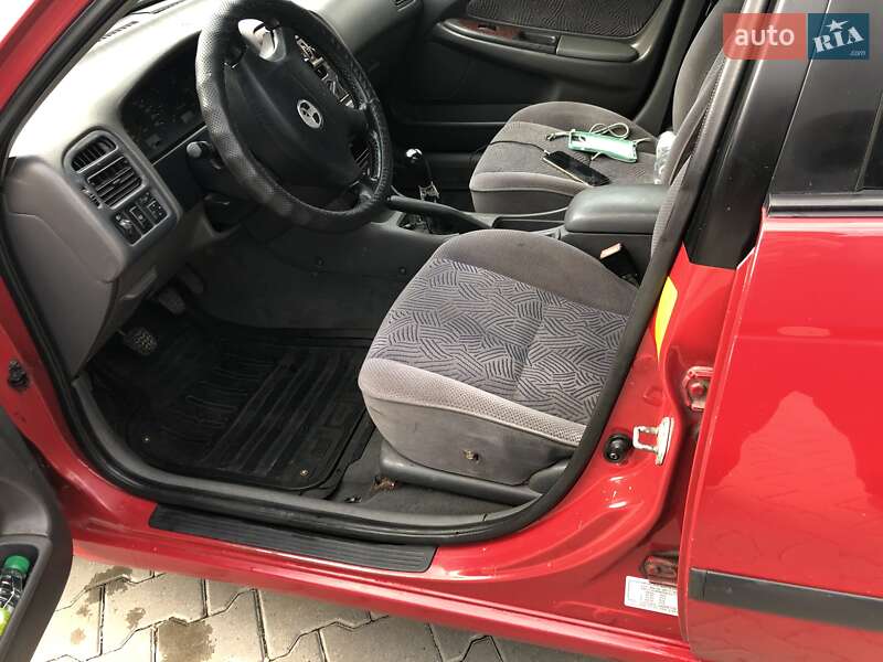 Универсал Toyota Avensis 2000 в Виннице