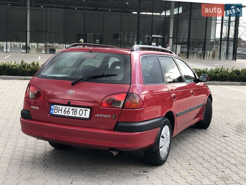 Универсал Toyota Avensis 2000 в Виннице