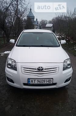 Хэтчбек Toyota Avensis 2008 в Ивано-Франковске