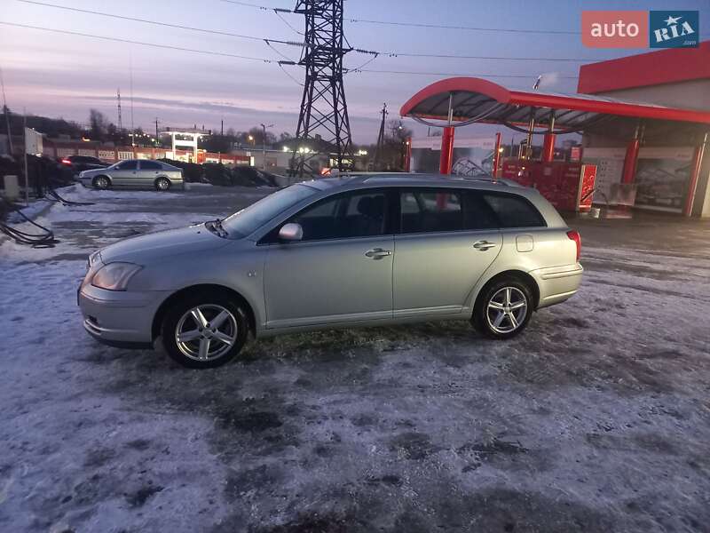 Универсал Toyota Avensis 2004 в Виннице