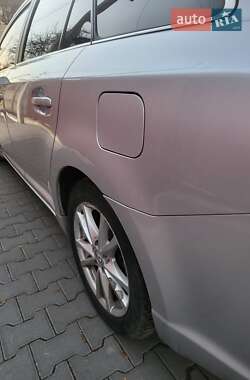 Універсал Toyota Avensis 2011 в Івано-Франківську