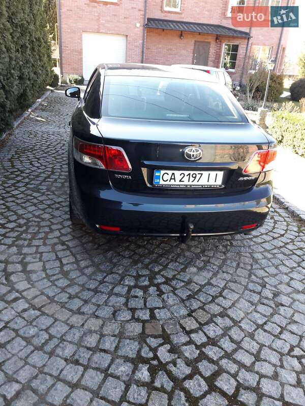 Toyota Avensis 2011 Toyota Avensis 2011