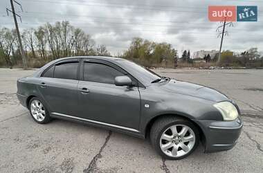 Седан Toyota Avensis 2005 в Полтаве