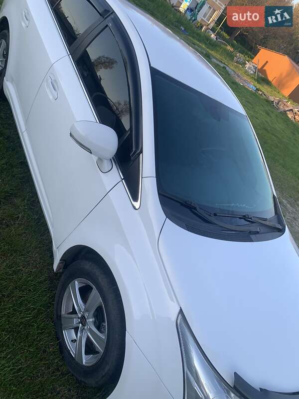 Toyota Avensis 2010
