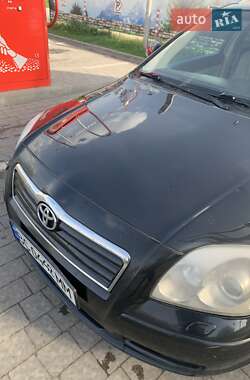 Универсал Toyota Avensis 2005 в 