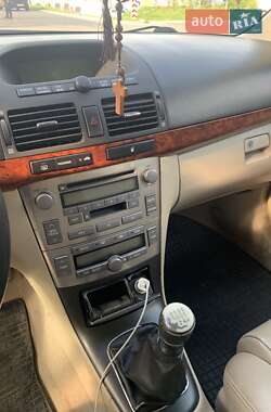Универсал Toyota Avensis 2005 в 