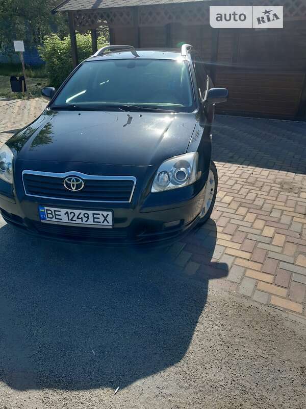 Універсал Toyota Avensis 2003 в Вознесенську