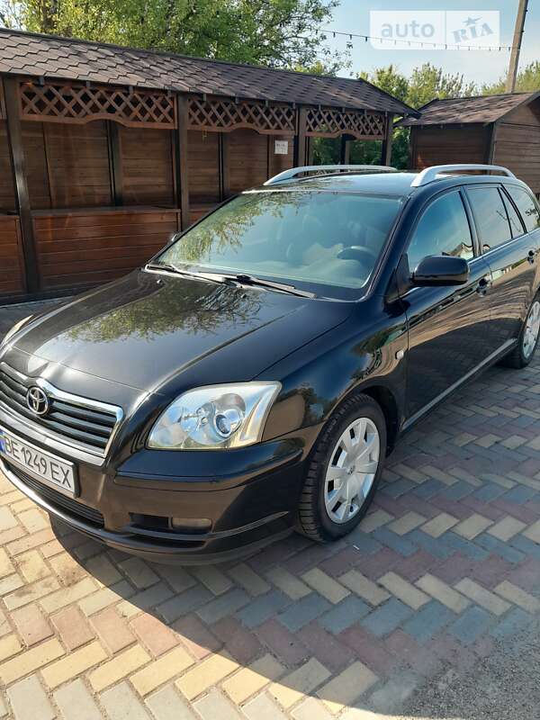 Універсал Toyota Avensis 2003 в Вознесенську