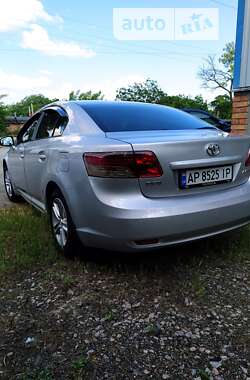 Седан Toyota Avensis 2009 в Никополе