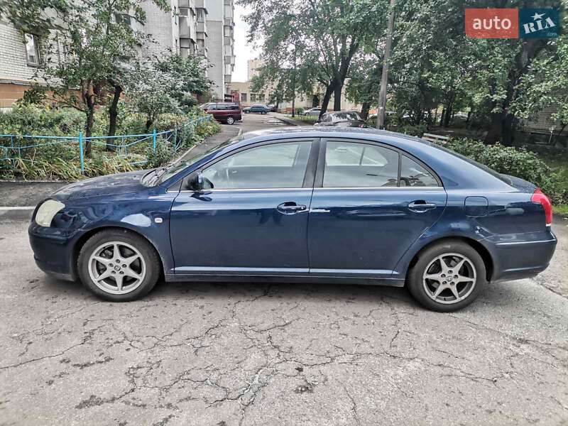 Лифтбек Toyota Avensis 2005 в Киеве фото 2 Лифтбек Toyota Avensis 2005 в Киеве