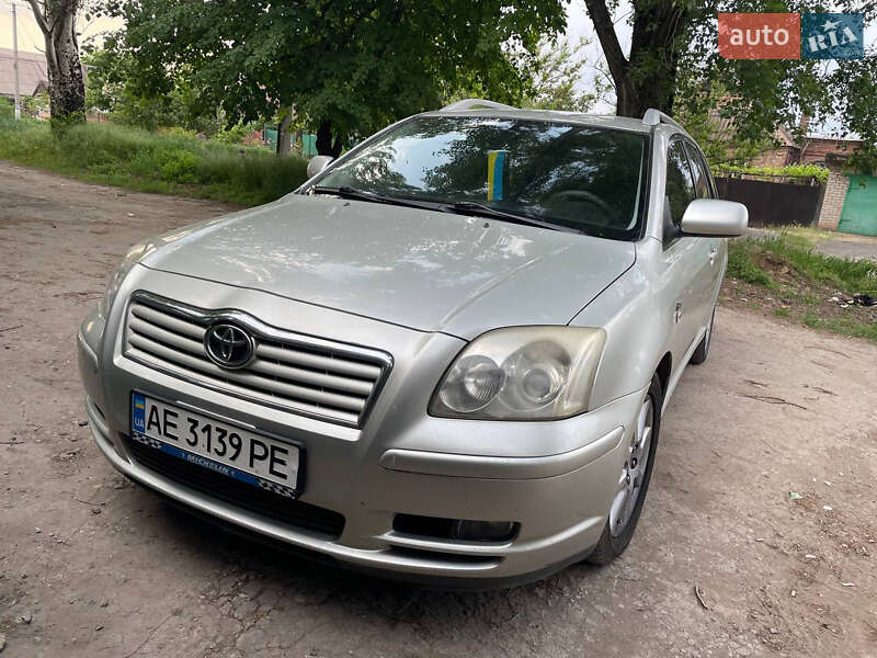 Toyota Avensis 2004