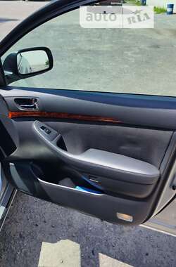 Универсал Toyota Avensis 2004 в 