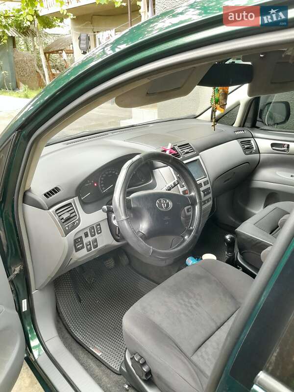 Универсал Toyota Avensis 2001 в Ужгороде фото 12 Универсал Toyota Avensis 2001 в Ужгороде