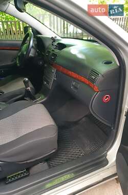 Универсал Toyota Avensis 2003 в 